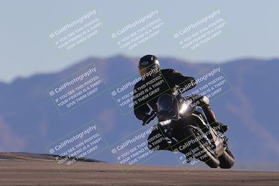 media/Nov-06-2023-Moto Forza (Mon) [[ce023d0744]]/3-Intermediate Group/Session 5 (Turn 9)/